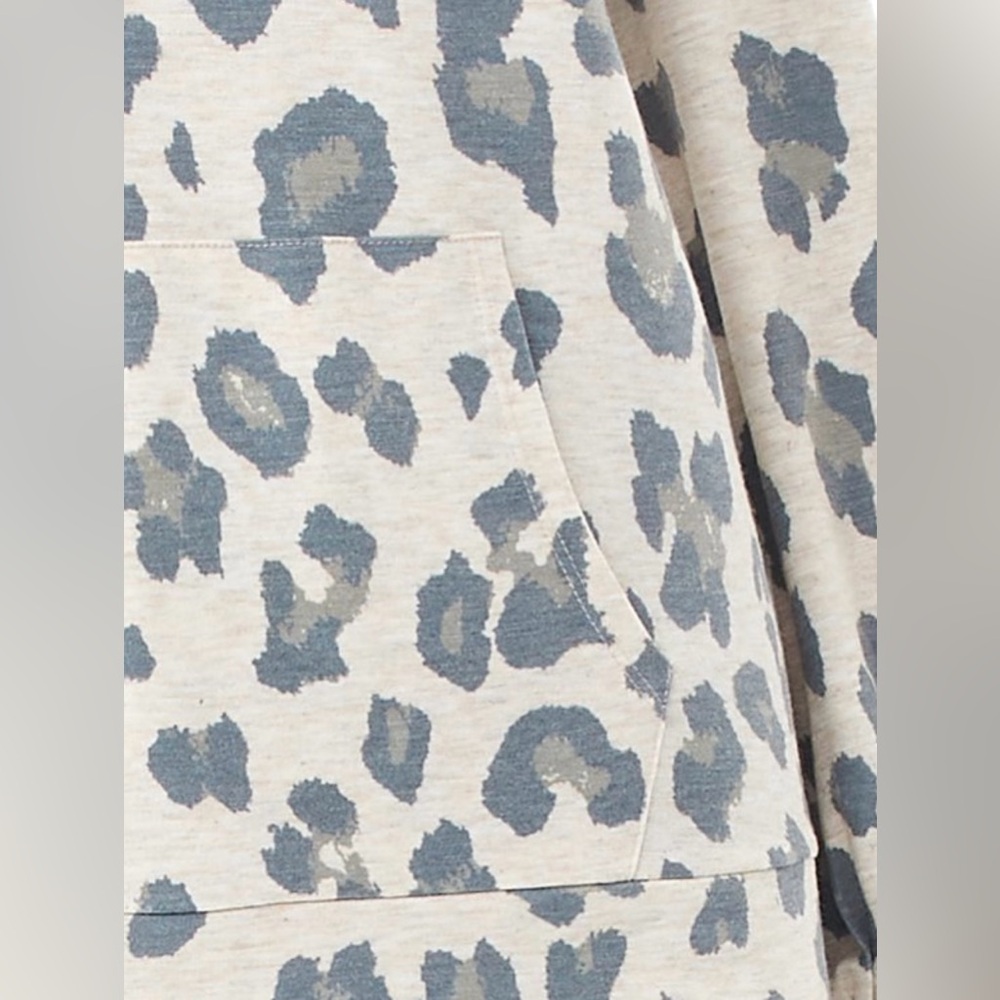 Scoop | Women’s Leopard Print French Terry Hoodie | Size M - Picture 4 of 12